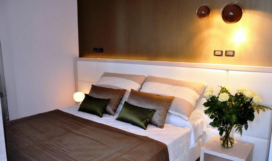 Hotel Palazzo Fortunato SantʼAgata di Militello Habitación foto